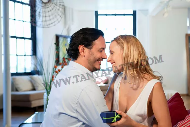 Smart Tips to Ignite the Glory of Love-making Session